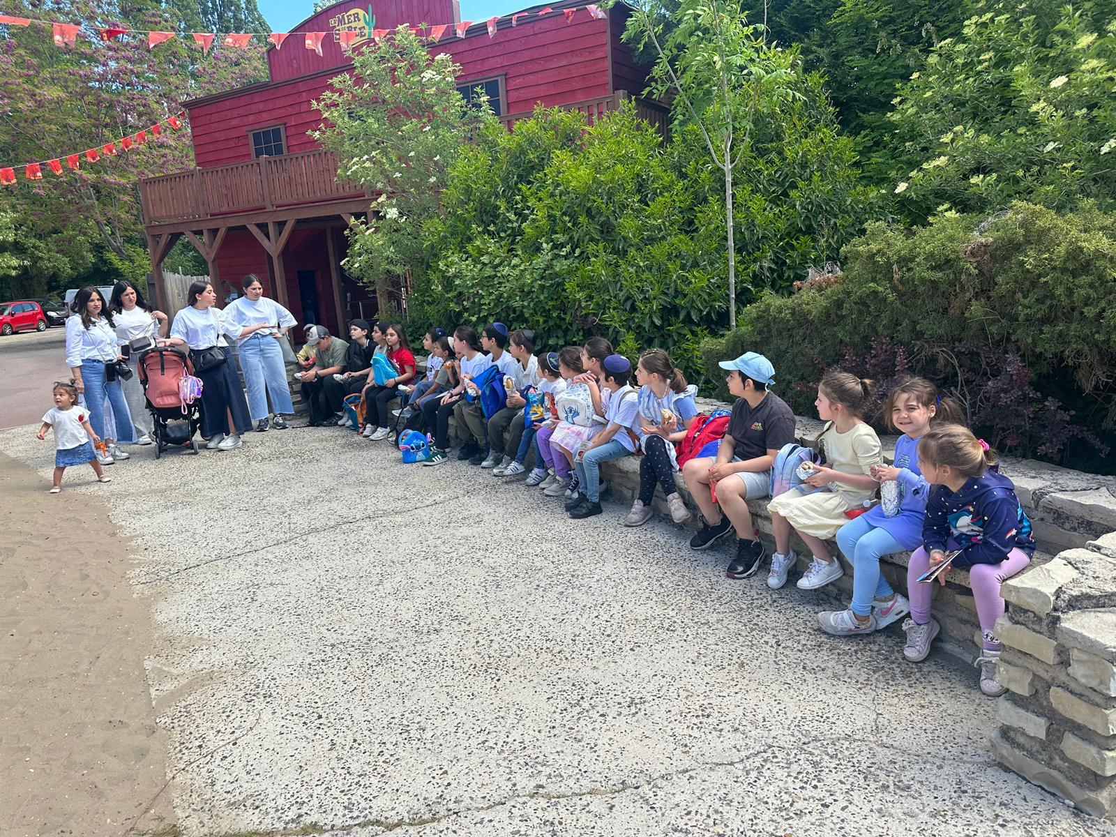 BETH LOUBAVITCH ALFORTVILLE - photo 11