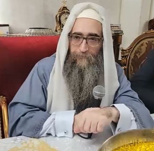 Logo SHUVA ISRAEL 