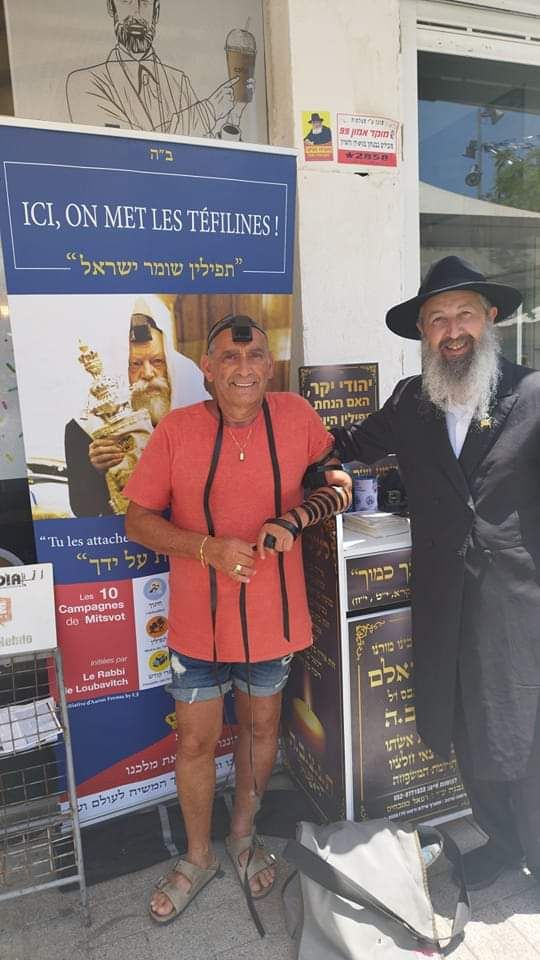 Stand de tefilin du Kikar de Natanya - photo 110