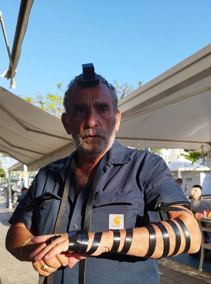 Stand de tefilin du Kikar de Natanya - photo 90