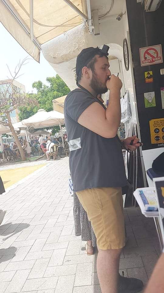Stand de tefilin du Kikar de Natanya - photo 58