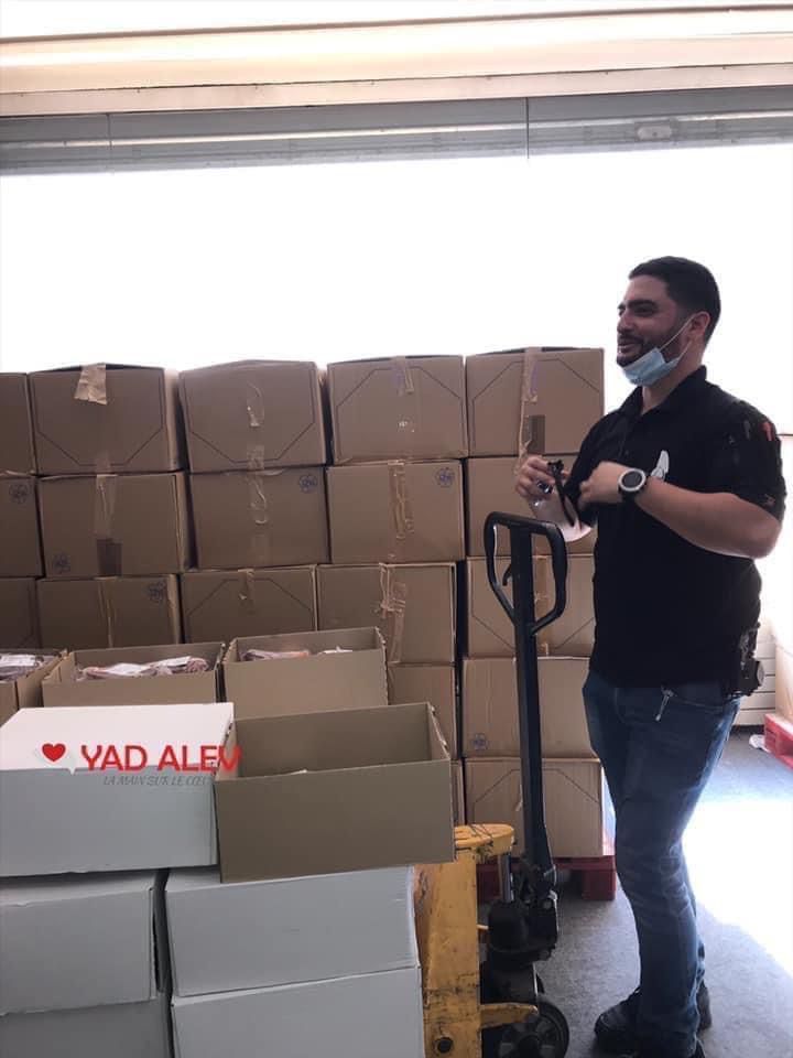 YAD ALEV : La main sur le coeur - photo 4
