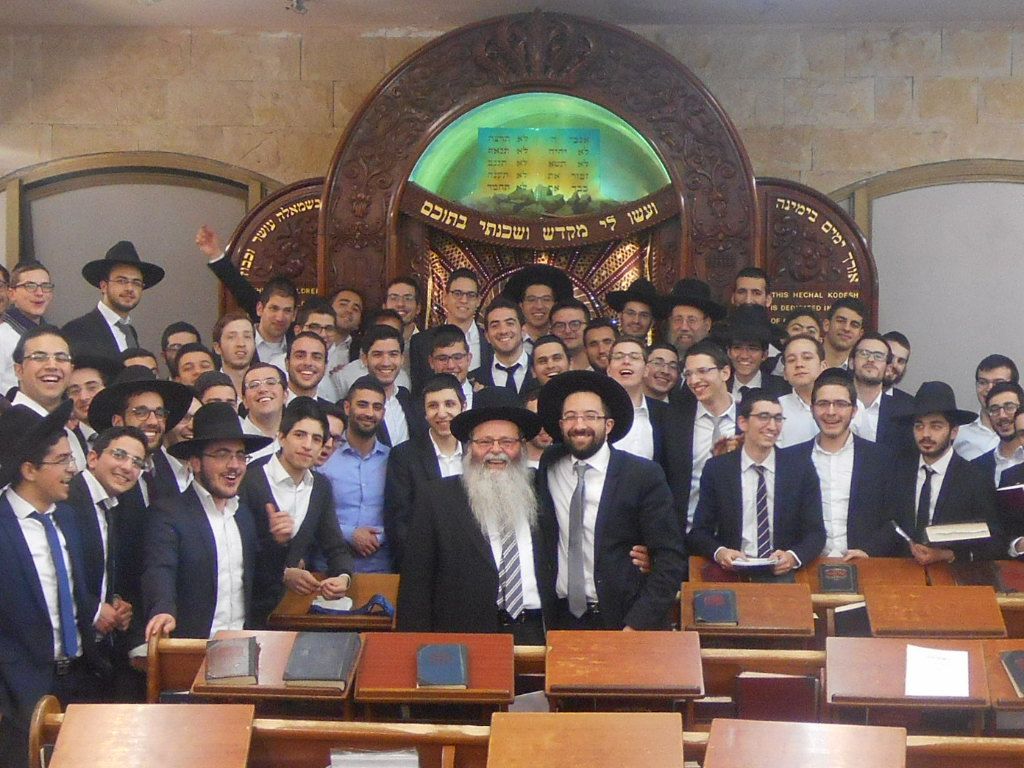 Yeshiva Torat Israël - Rav Yankel Abergel - photo 3