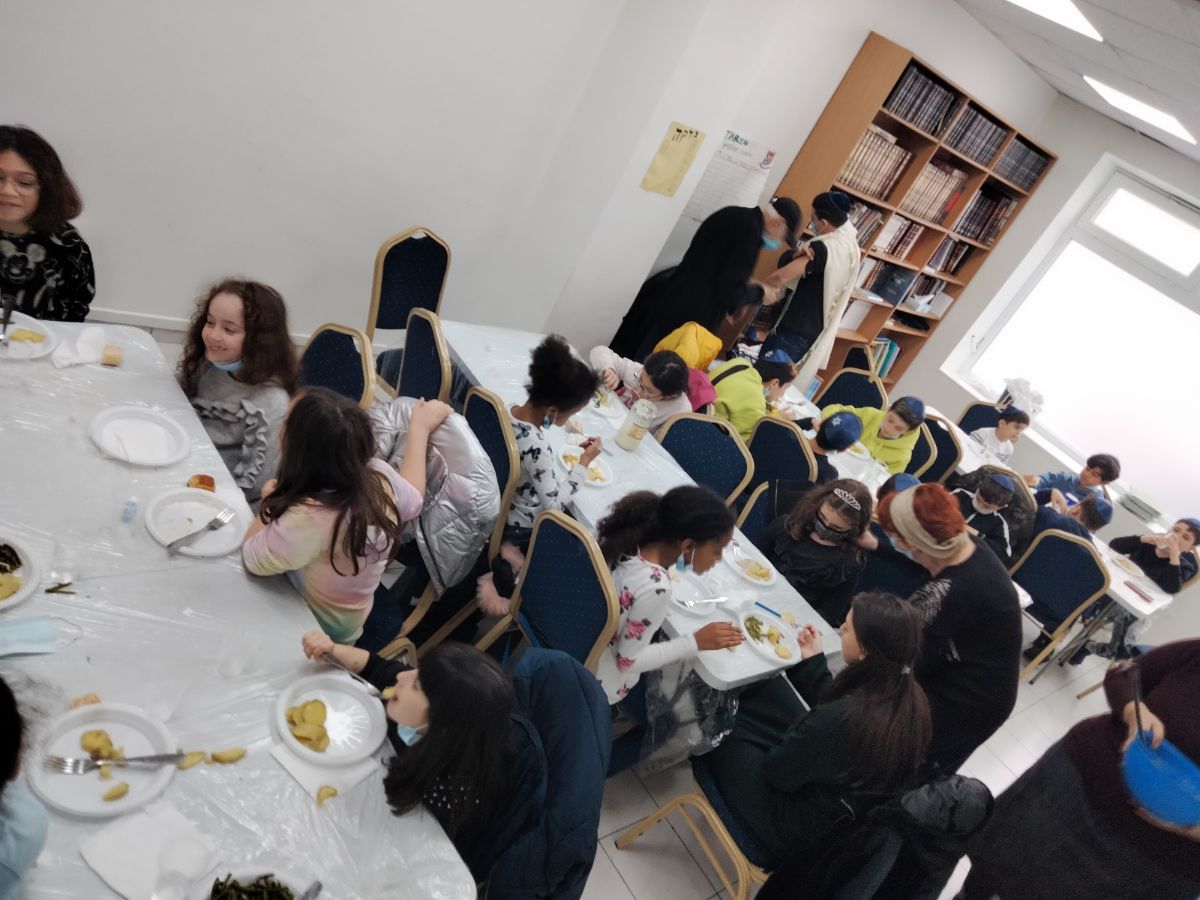 BETH LOUBAVITCH PANTIN - photo 15