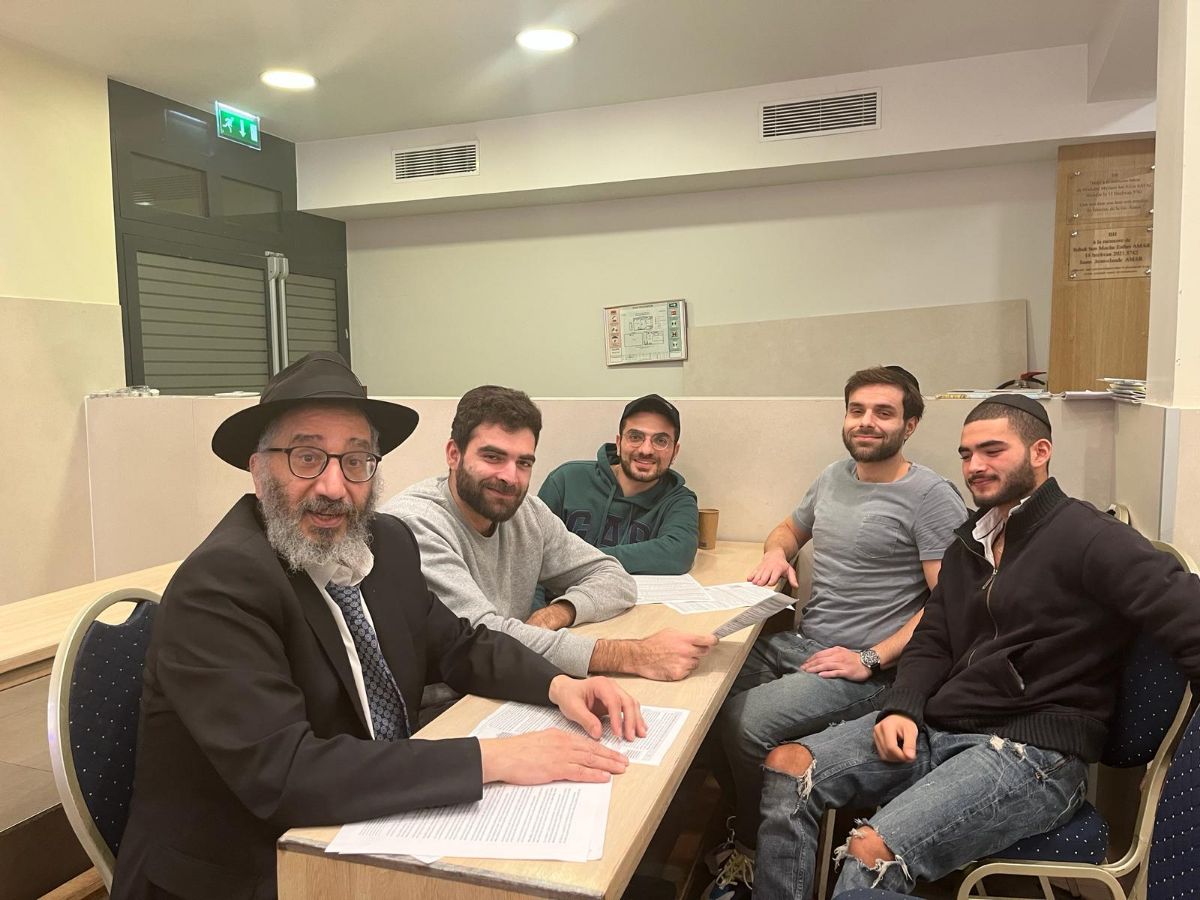 BETH LOUBAVITCH MONTROUGE  - photo 14