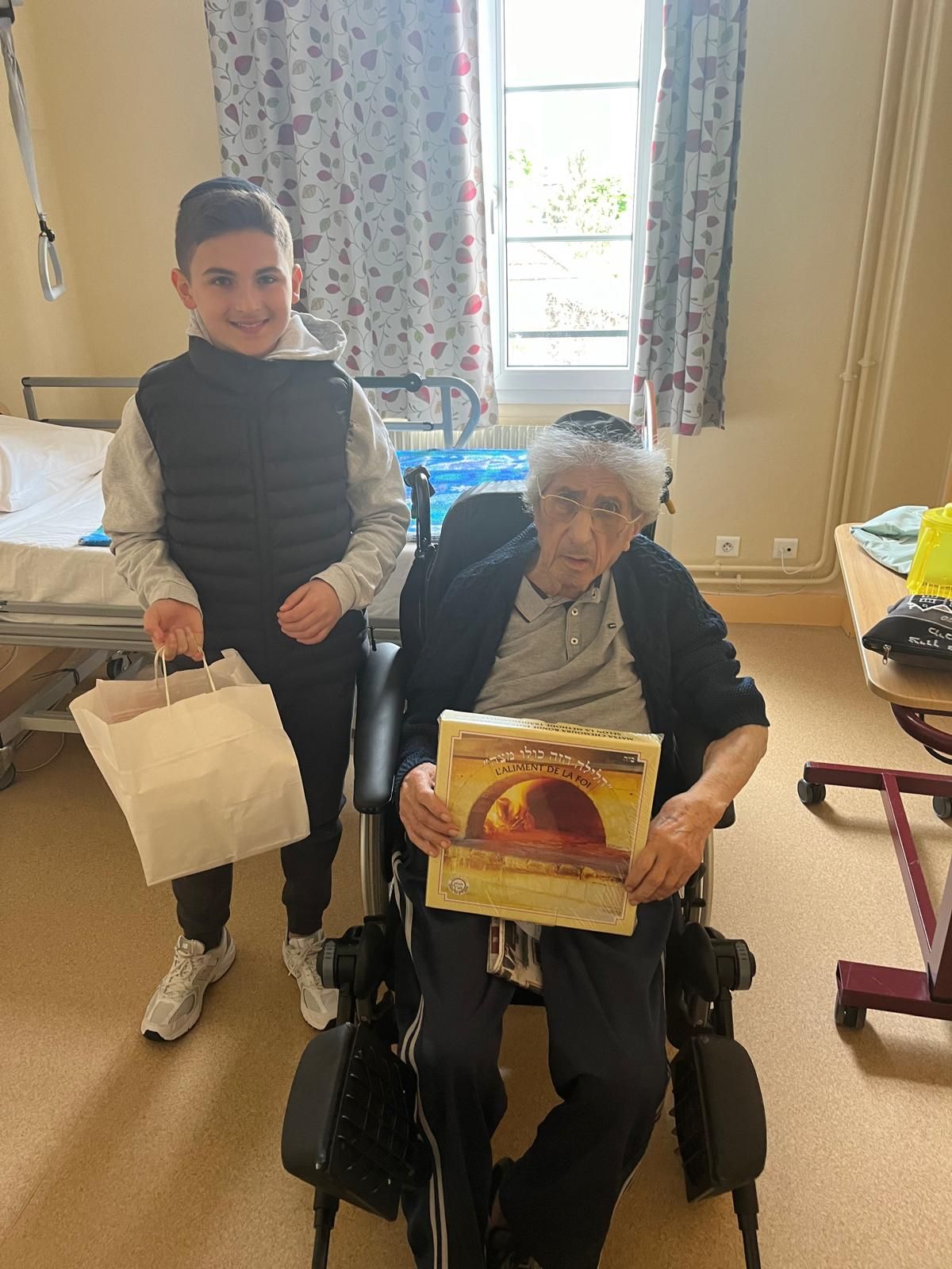 BETH LOUBAVITCH MONTROUGE  - photo 8