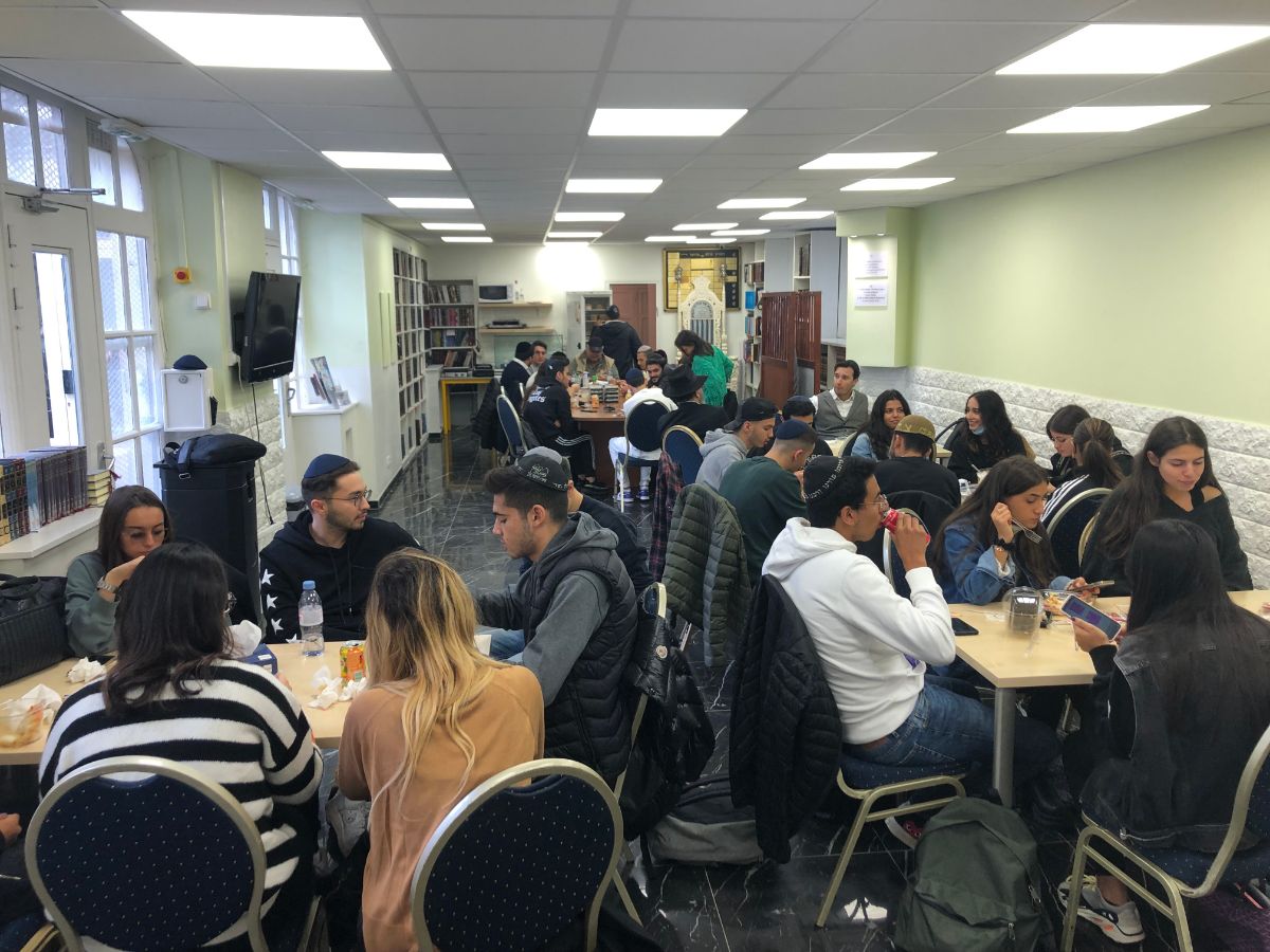 BETH LOUBAVITCH MONTROUGE  - photo 3