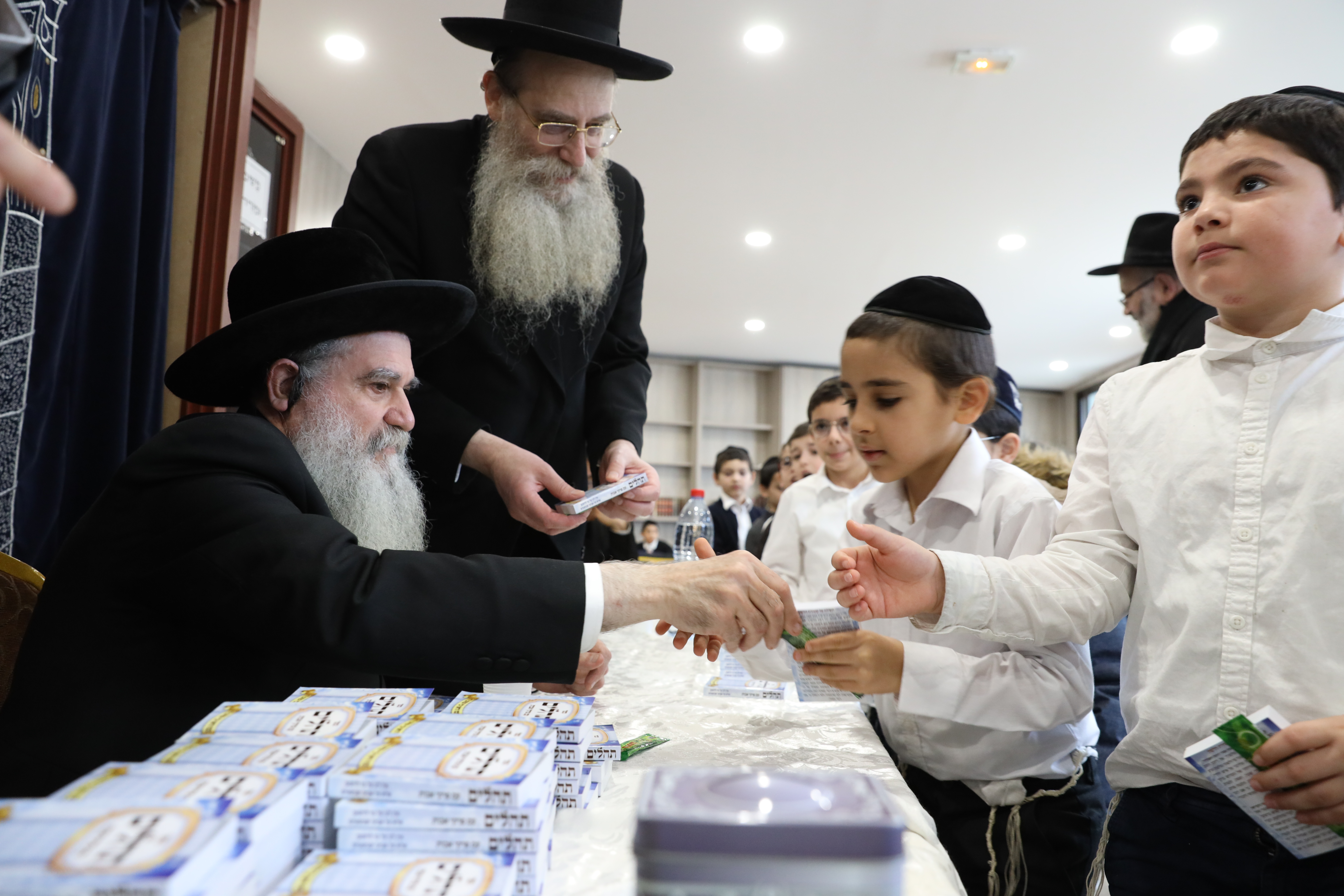 EMETH LEYAACOV - photo 4